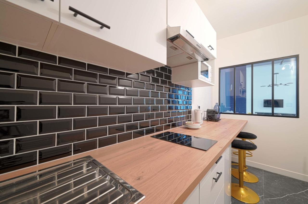 Modern Large Studio Apartment For 3 Paris Exterior foto
